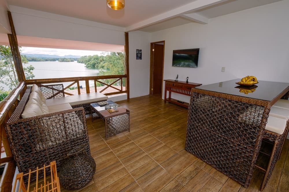 Almost Heaven Lake Resort by Cocotel, Cavinti, photo 3