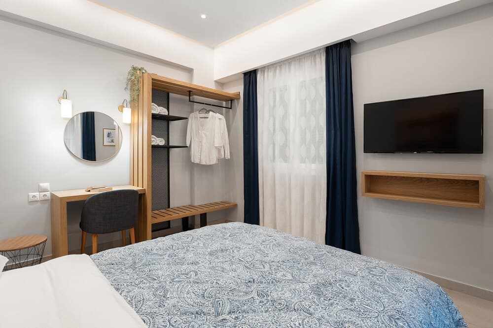 Captain's Seafront Apartments, Lefkada