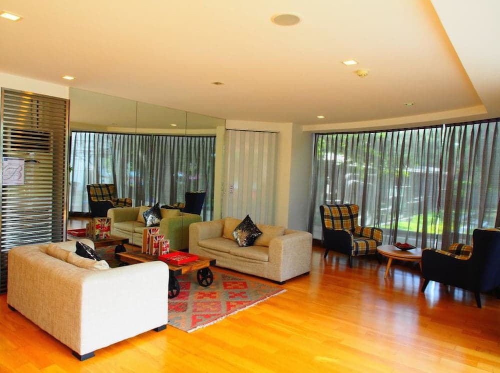 Beverly33, photo 4