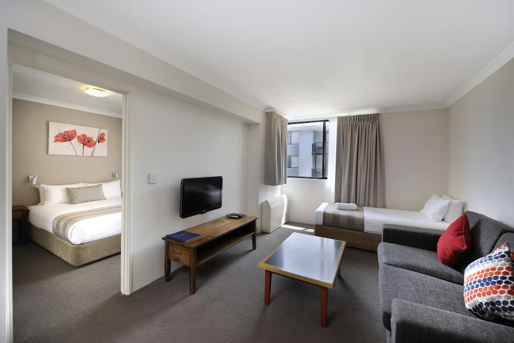 Lodestar Waterside Apartments, South Perth, photo 2
