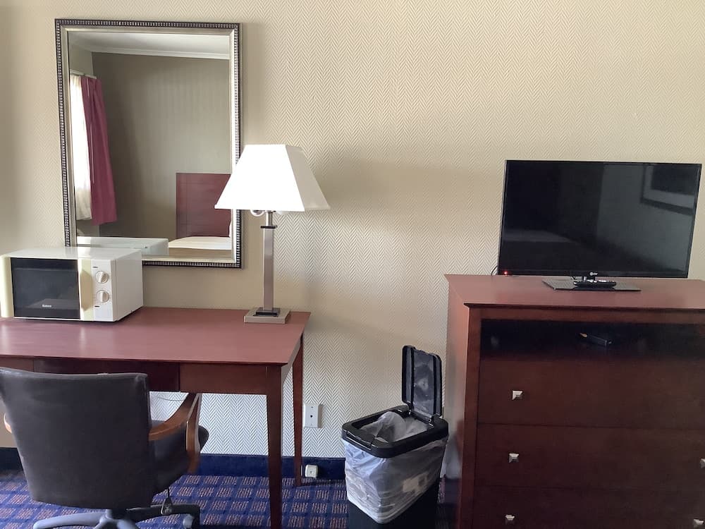 Silver Spur Vintage Inn & Suites, Dodge City, photo 4