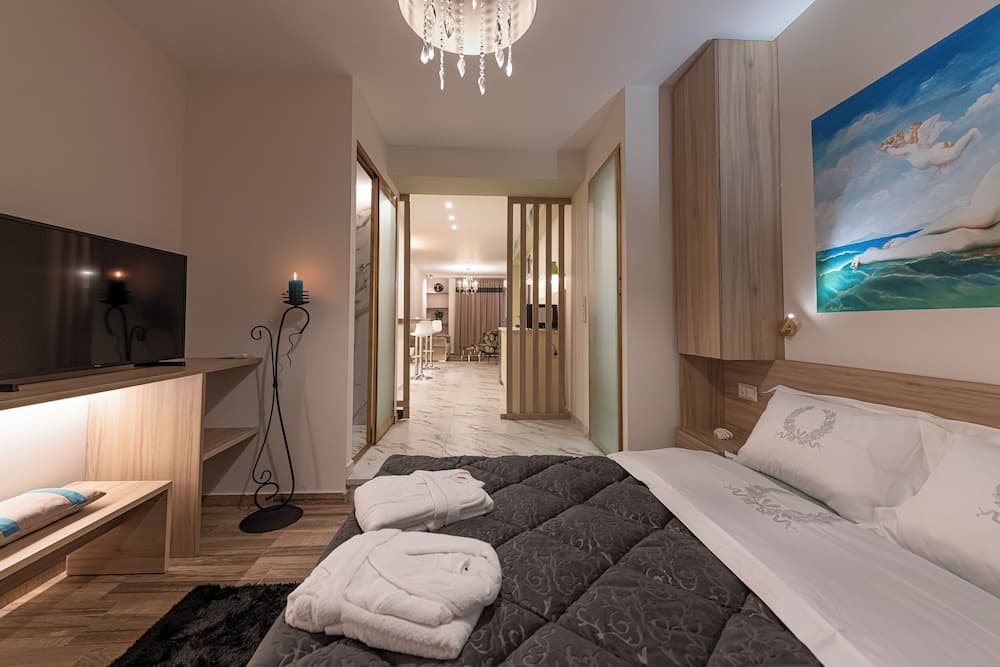 Koukaki Luxury Suites, Athens