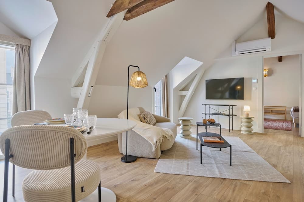 Maleyssie Les Suites, Chartres