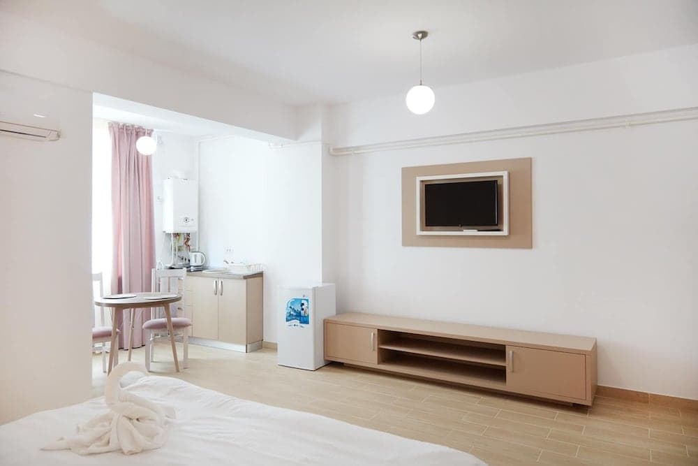 EXCELSIOR APARTAMENTS 2, Navodari, photo 2