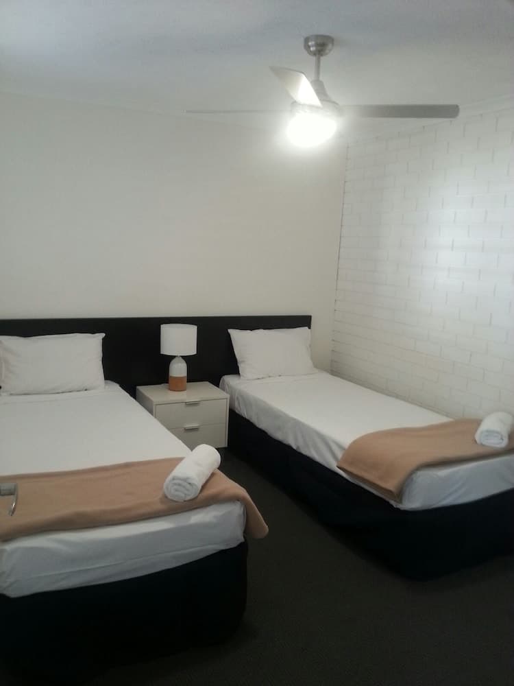 Broadbeach Travel Inn Apartments, Broadbeach, photo 4