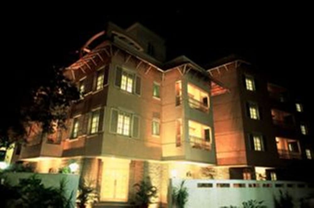 Tristar Service Apartments, Bengaluru