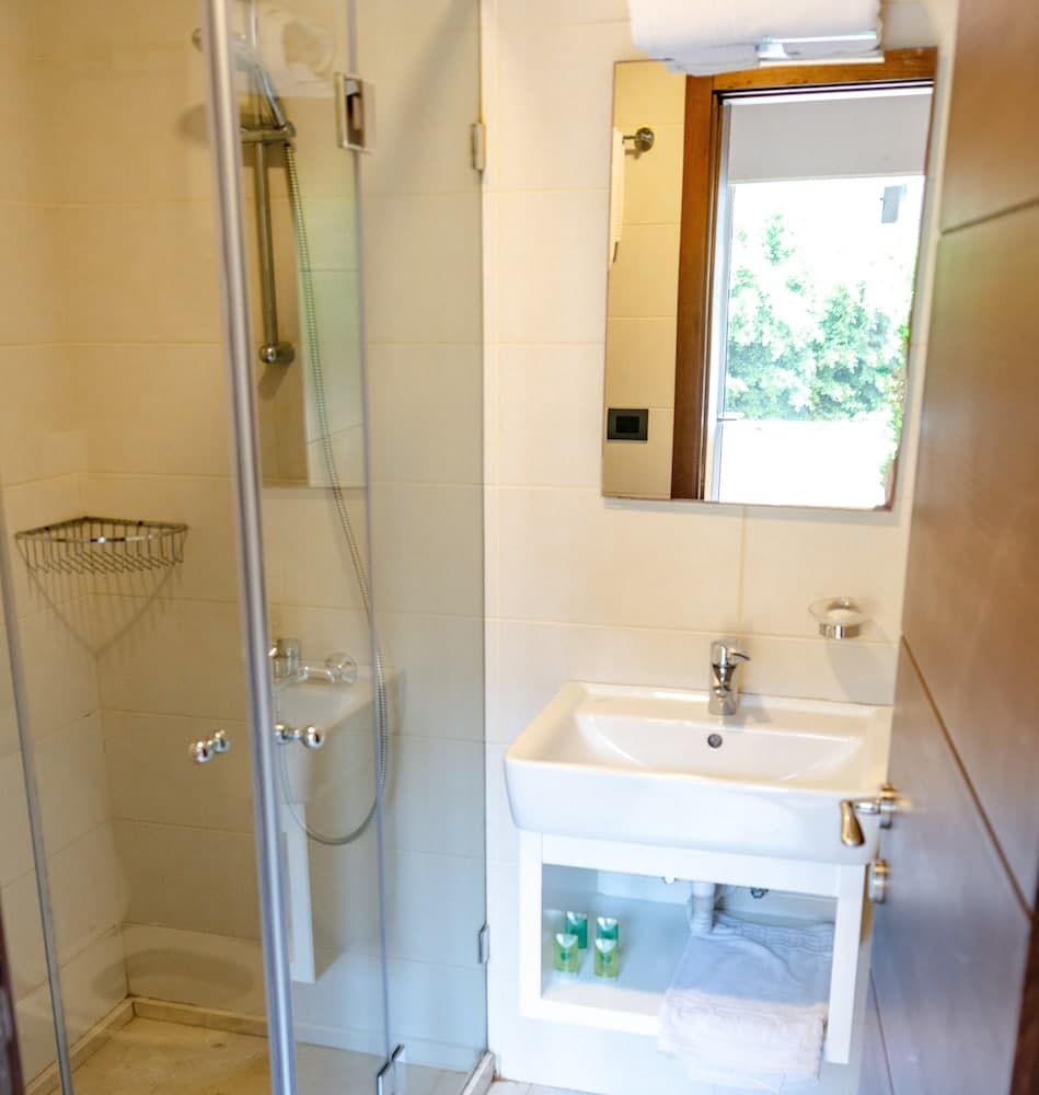 Britannia Suites, Beirut, photo 5