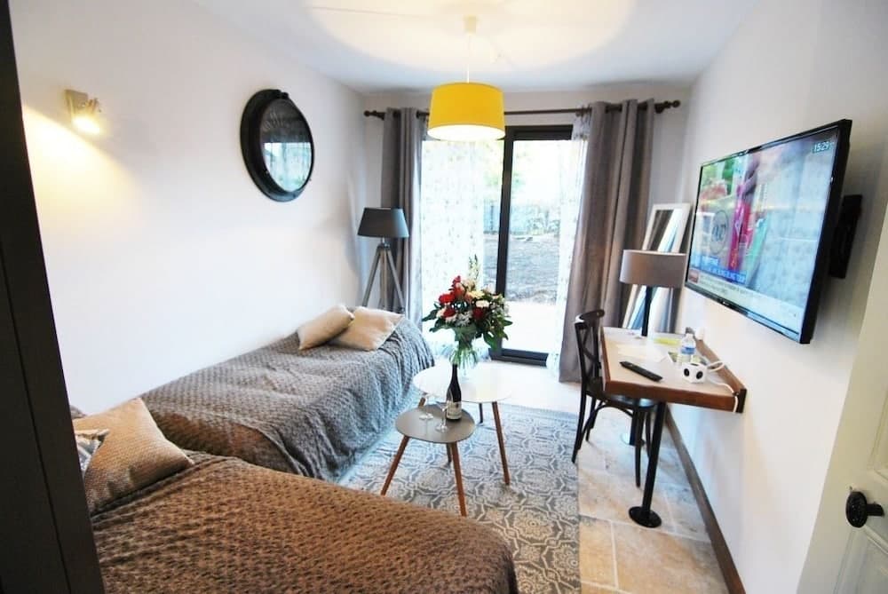 Appartements Pied à Terre, haut standing avec cuisine équipée et terrasse / Groupe HRM, Autun, photo 6