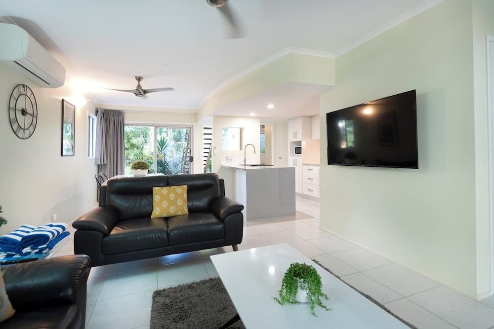 Marlin Cove Resort, Trinity Beach, photo 3