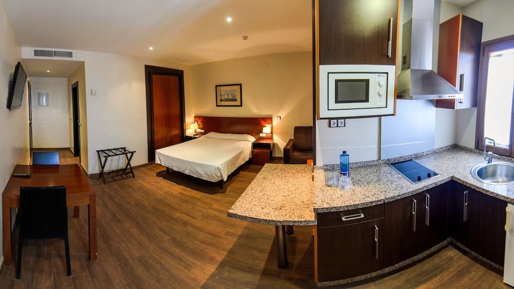 Hotel Apartamento Martín Alonso Pinzón, Huelva, photo 6