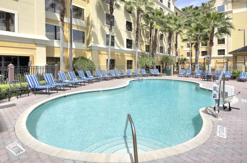 staySky Suites - I Drive Orlando, Orlando