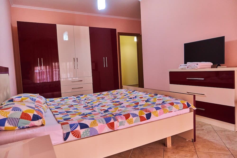 Kalpazo Home Skanderbeg Square, Tirana, photo 3
