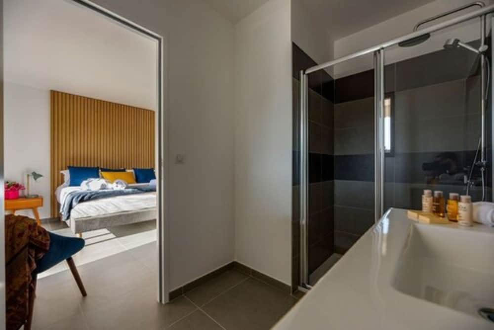 Hotel Calarossa Bay Resort, Lecci