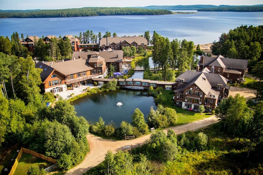 Condos de l'Auberge du Lac Taureau, Saint-Michel-des-Saints