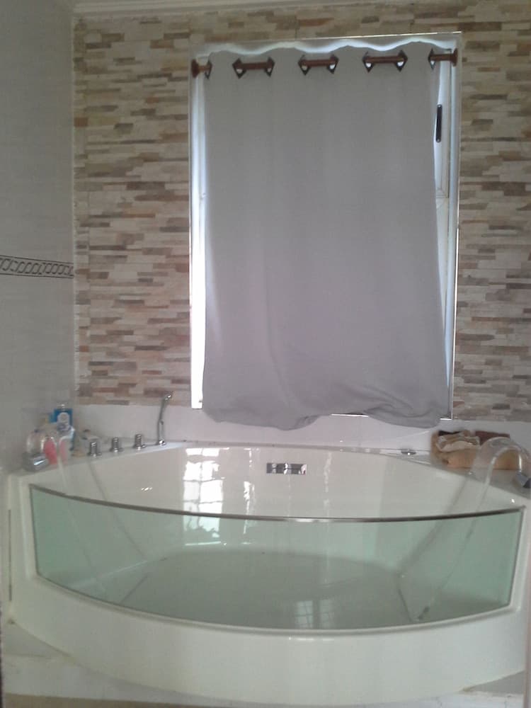 Volta Escape Resort, Atimpoku, photo 4