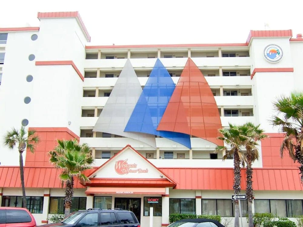 Harbour Beach Oceanfront Resort, Daytona Beach Shores