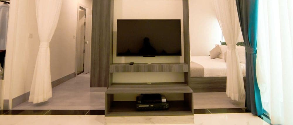 The Twin B Palace Hotel & Apartments, Phnom Penh