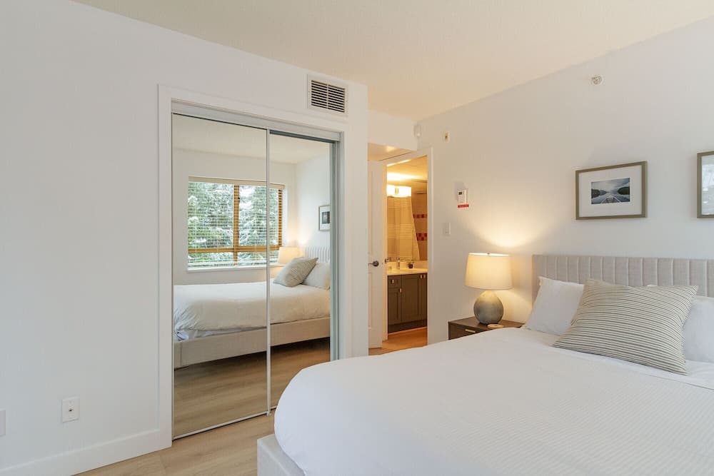 Private Residences at the Cascade Lodge, Whistler