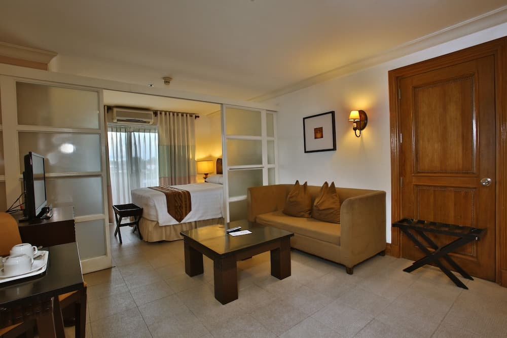 Crown Regency Suites & Residences - Mactan, Lapu-Lapu, photo 6