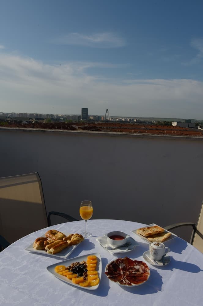ApartHotel MM Badajoz, Badajoz, photo 6