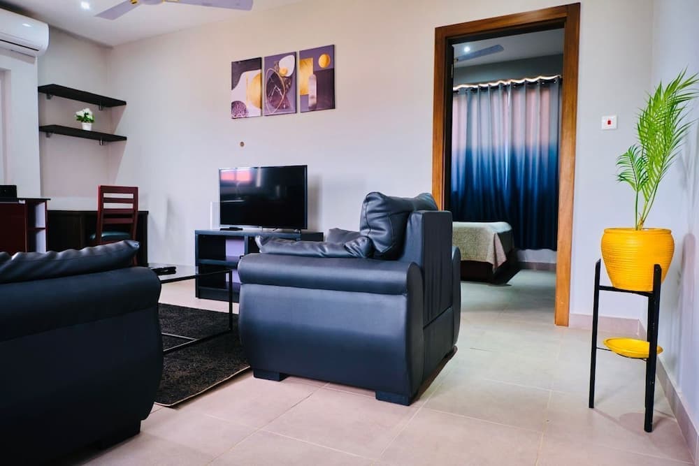 The Pearls East Legon, Madina, photo 3