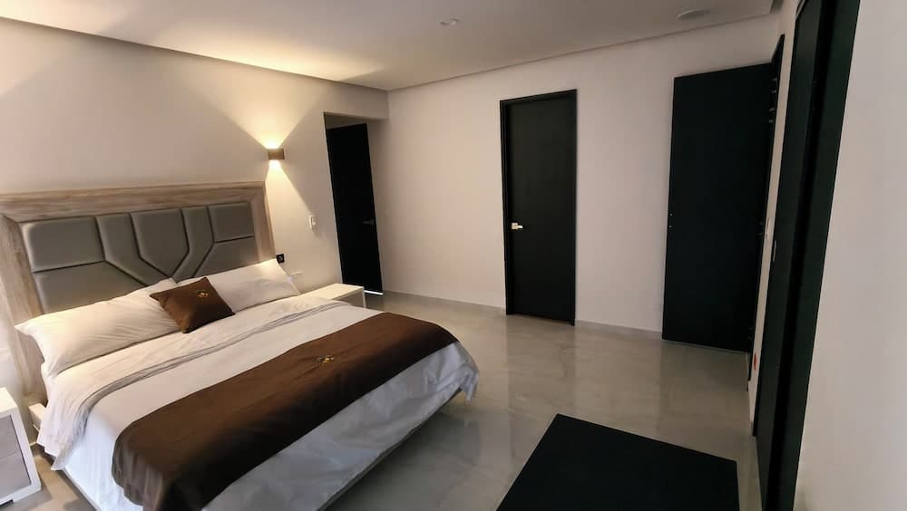 The Palms Hotel, El Penol, photo 2
