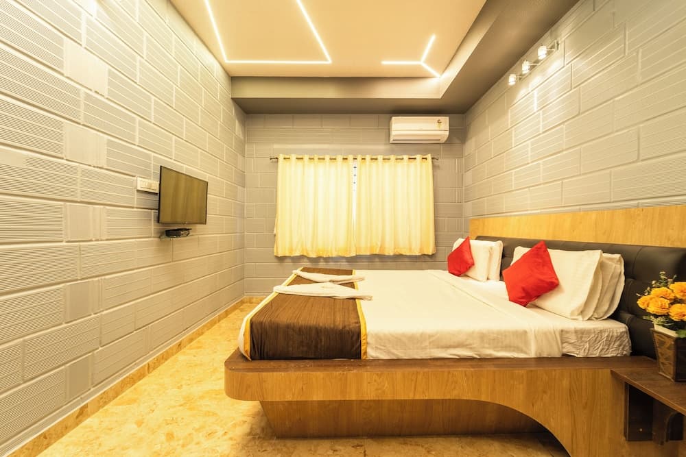 Seasons Suites HBR, Bengaluru