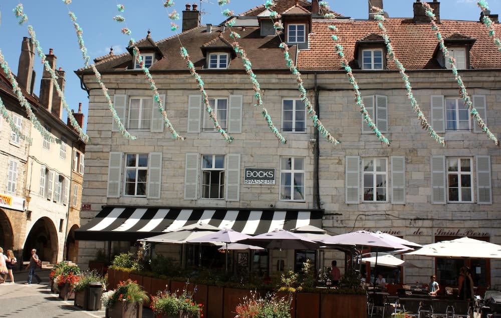 Apparthôtels de Val-Perrière, Arbois