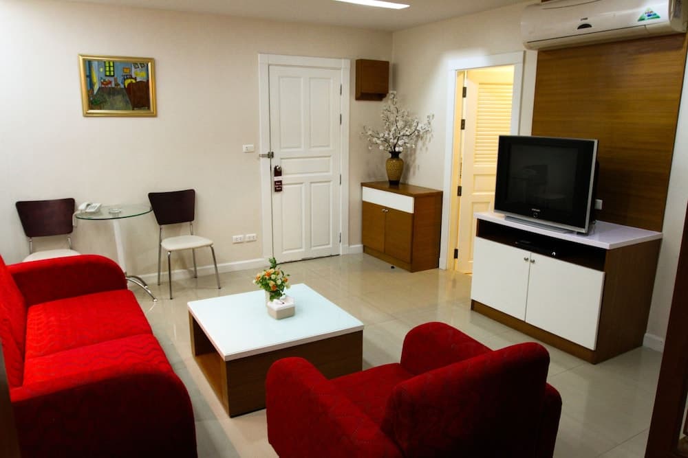 Unico Srinakarin Residence, Bangkok, photo 2