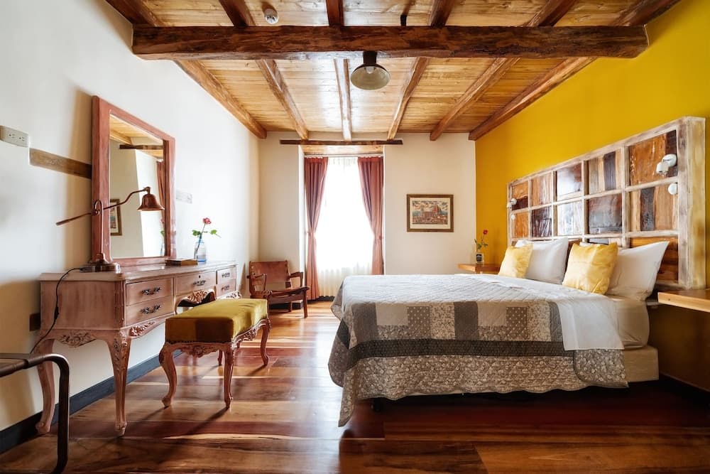 Old Town Quito Suites, Apartments & Boutique hotel, Quito, photo 3