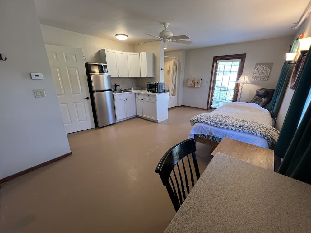 Home On The Connecticut, Lyme, photo 4