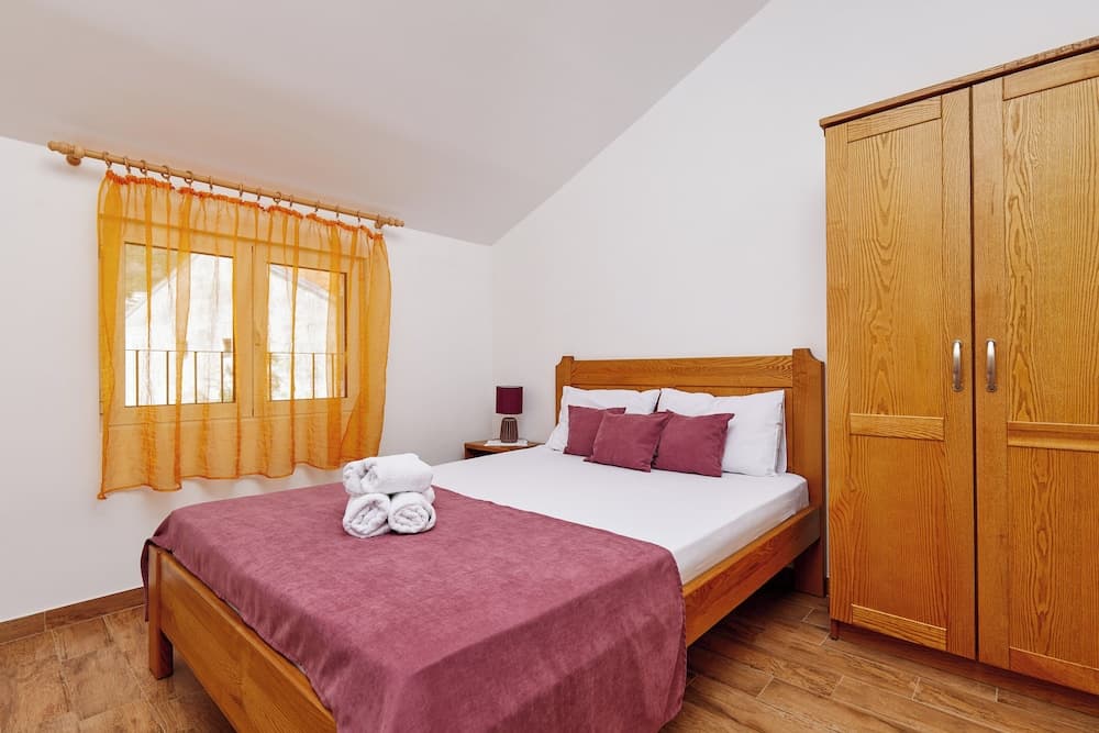 Apartments Rosić Baošići, Baošici, photo 3