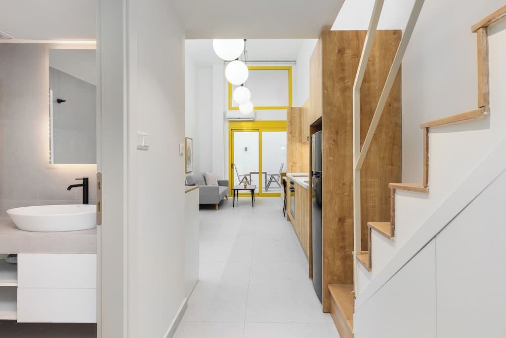 Soho Harbor by halu!, Thessaloniki, photo 2