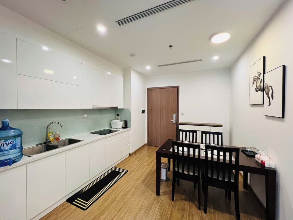 Achilles Residence-Vinhome Skylake Hanoi, Hanoi, photo 2