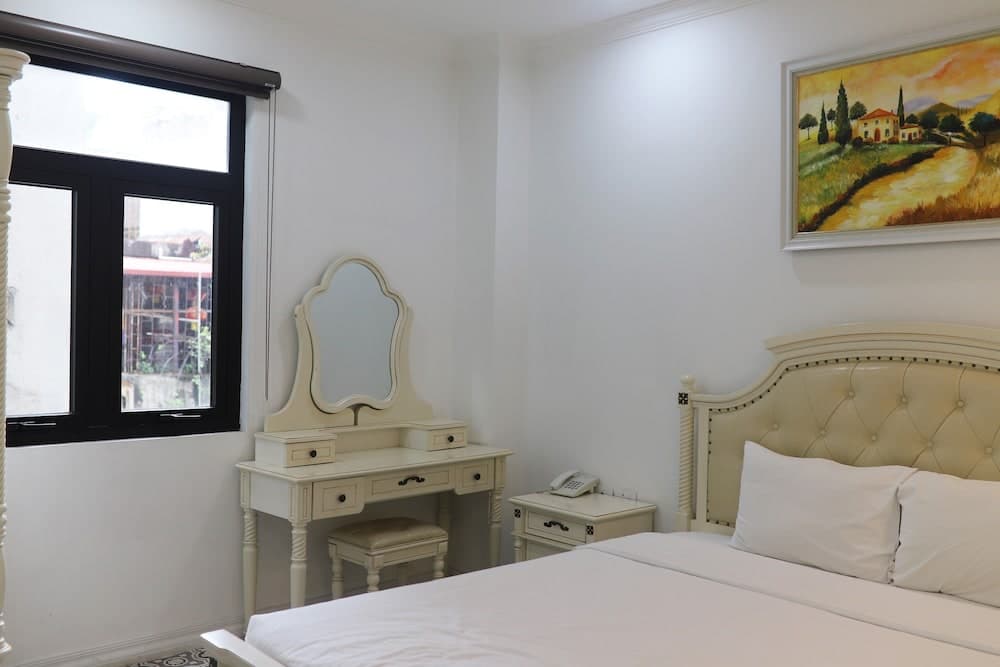 Luxe Paradise Suites Hotel Dich Vong Hau, Hanoi, photo 5