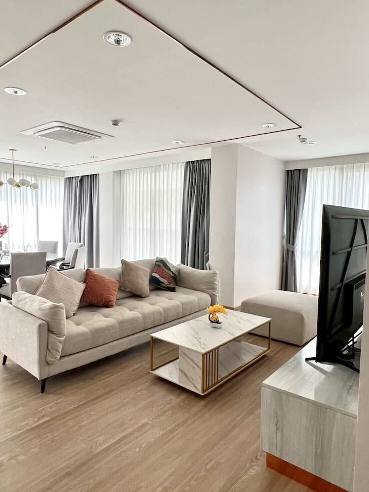 Sathorn 111, Bangkok, photo 5