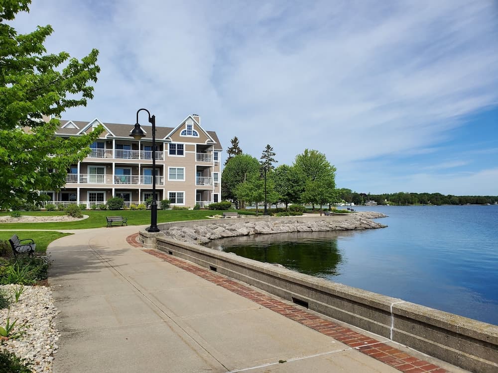 Bridgeport Waterfront Resort, Sturgeon Bay