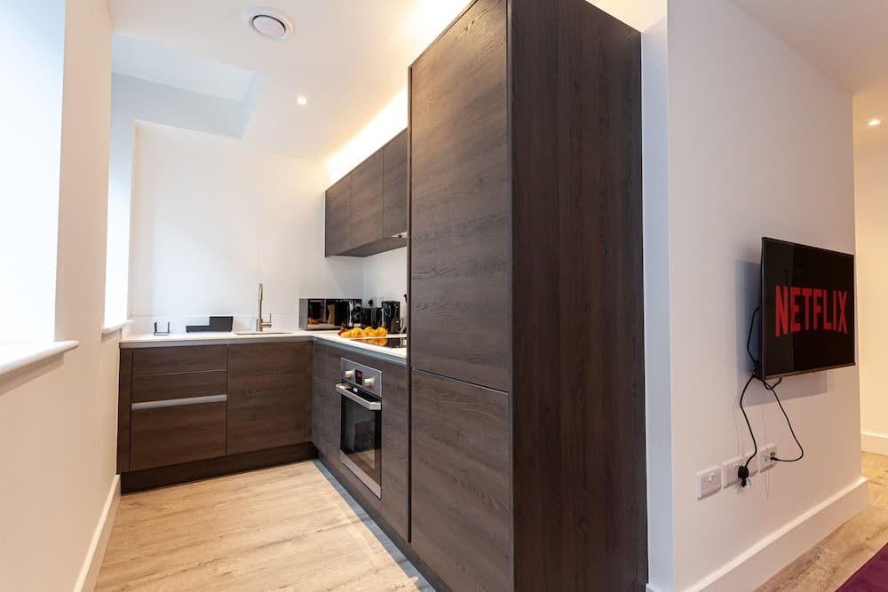 Pillo Rooms Apartments - Manchester, Salford, photo 3