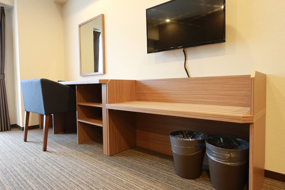 The Base Sakaihigashi Apartment Hotel, Sakai, photo 5