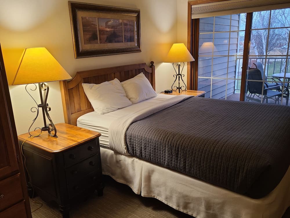 Bridgeport Waterfront Resort, Sturgeon Bay, photo 3