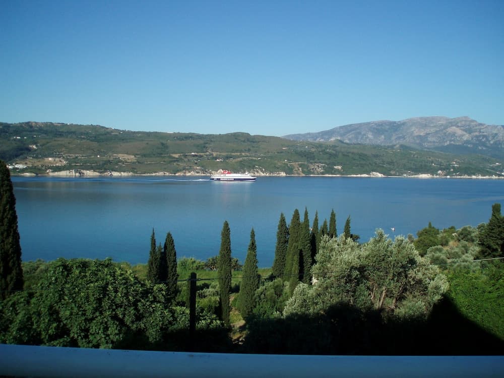 Scorpios Hotel & Suites, Samos, photo 5