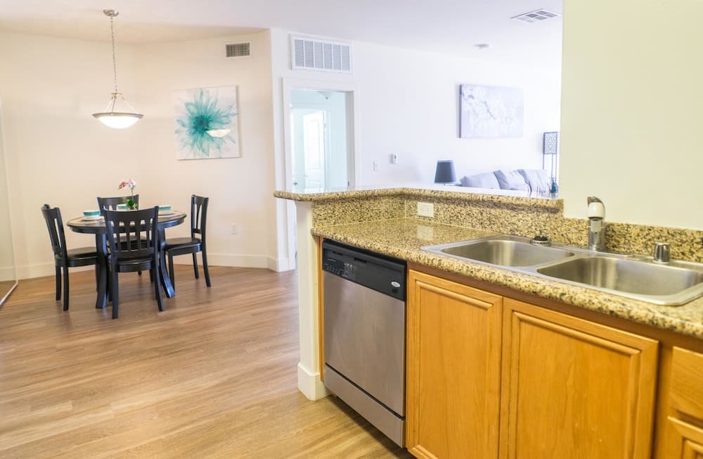 Glendon Apartments, Los Angeles, photo 6