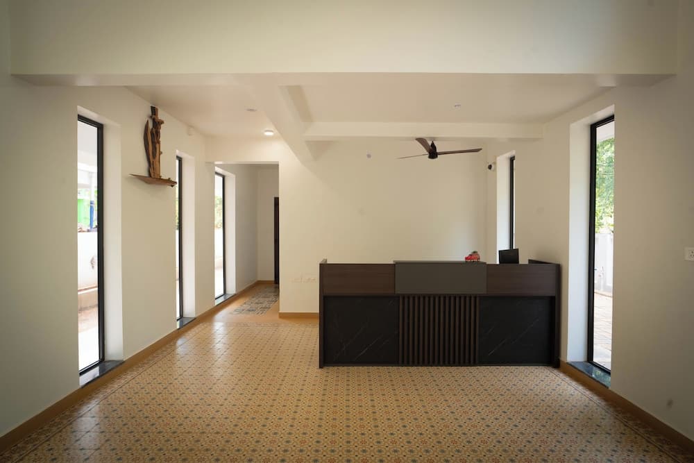 Mistral by the Sea, Benaulim