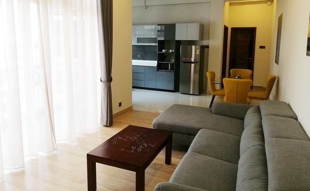 Pink Elephant Tourist Apartment Hotel, Mount Lavinia, photo 3