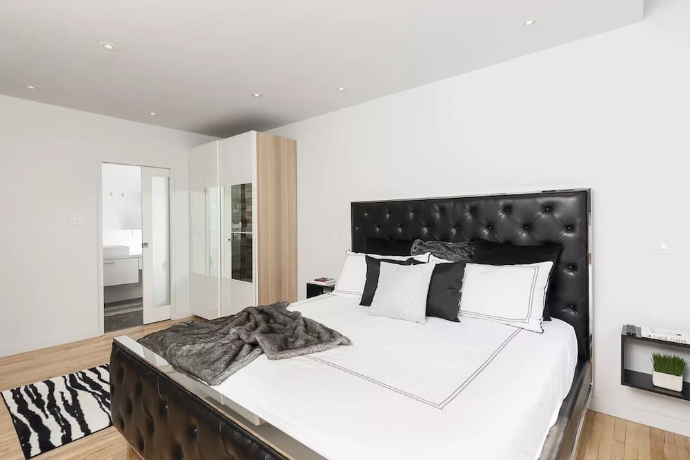 Holland Hotel by Simplissimmo, Montreal, photo 6