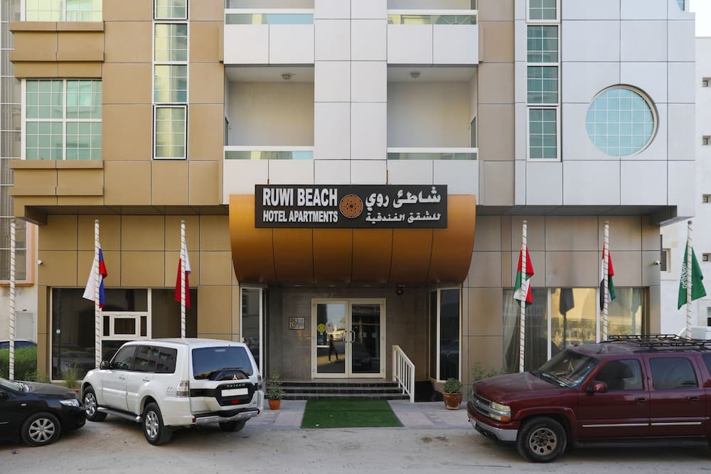 RUWI BEACH HOTEL APARTMENTS, Sharjah