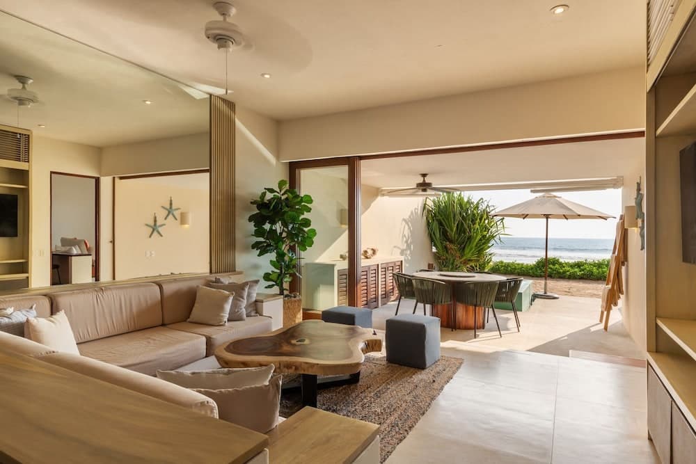 Marea Beachfront Villas, Zihuatanejo, photo 2