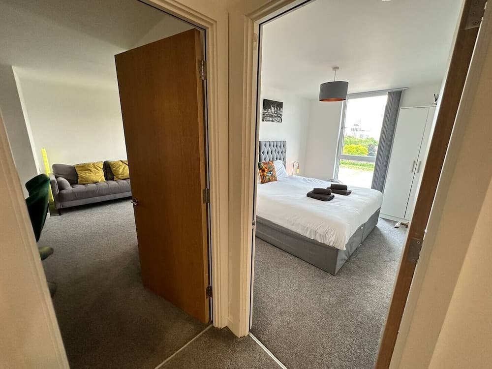 Adelphi Wharf Apartments by Beehosting, photo 4