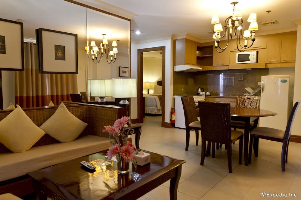 Crown Regency Suites & Residences - Mactan, Lapu-Lapu, photo 4