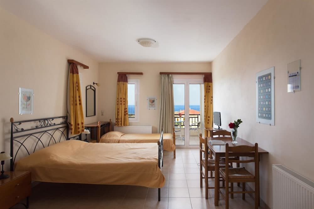 Hotel Xifoupolis, Monemvasia, photo 3